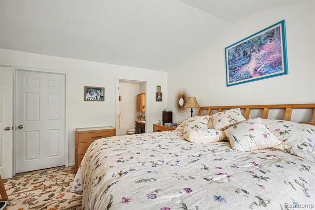 28344 Adler Park Drive, New Baltimore, MI 48051