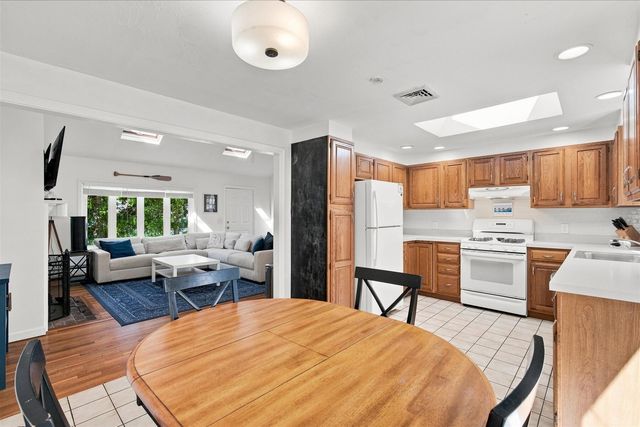 277 Scudder Avenue, Hyannis, MA 02601