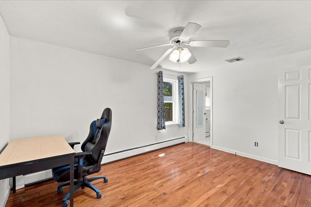 277 Scudder Avenue, Hyannis, MA 02601