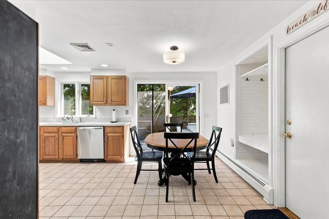 277 Scudder Avenue, Hyannis, MA 02601