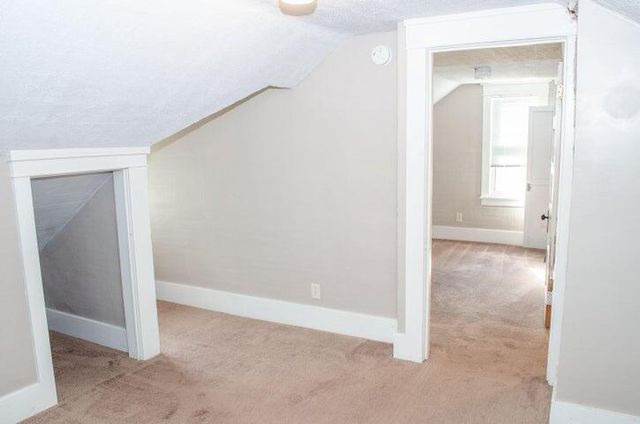 119 Calhoun Street, Battle Creek, MI 49017