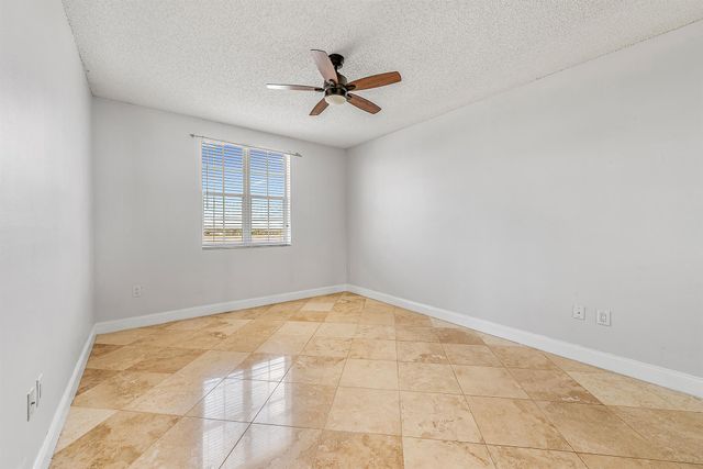 616 Clearwater Park Road 913, West Palm Beach, FL 33401