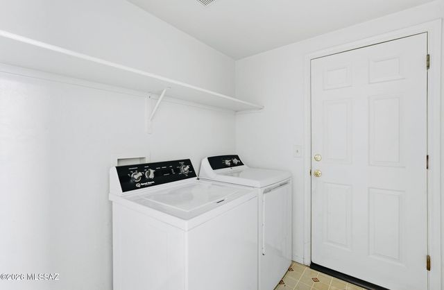 461 E Covered Wagon Drive, Tucson, AZ 85704