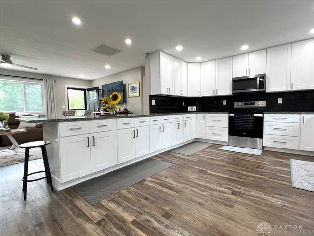 4634 Clayton Road, Brookville, OH 45309