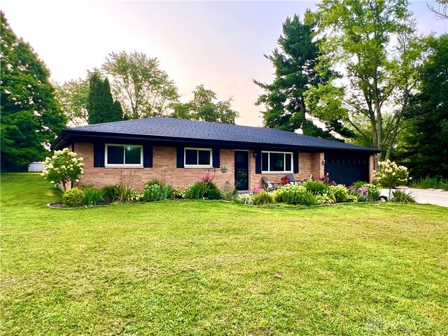 4634 Clayton Road, Brookville, OH 45309