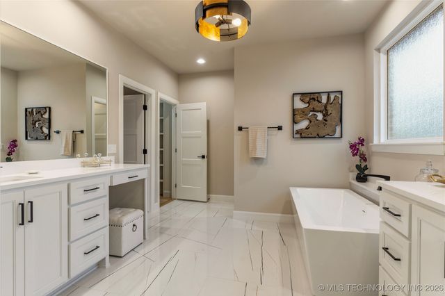 4708 S Sequoia Avenue, Broken Arrow, OK 74011