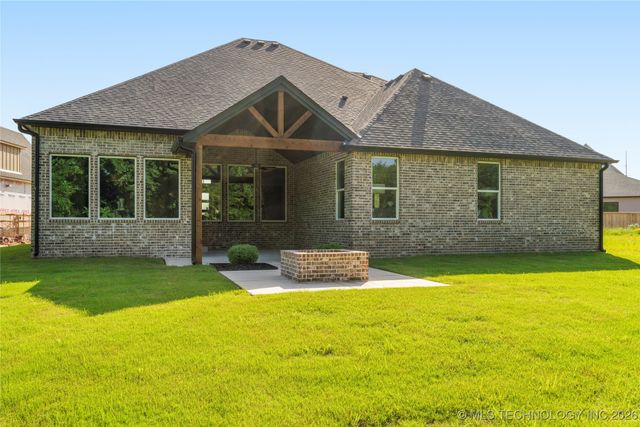 4708 S Sequoia Avenue, Broken Arrow, OK 74011