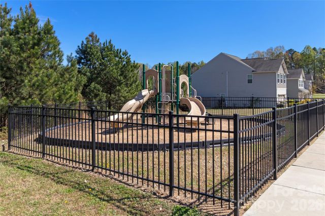 905 Alta Way, Kannapolis, NC 28081