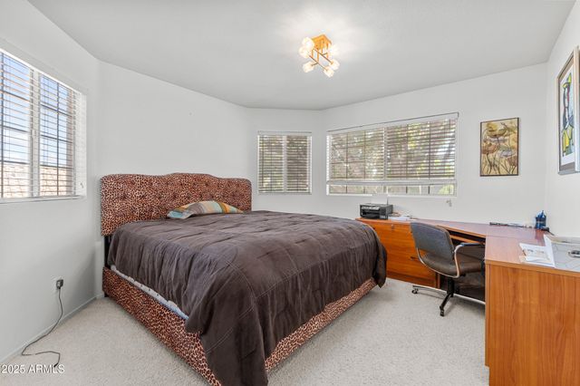 1892 W WILDHORSE Drive, Chandler, AZ 85286