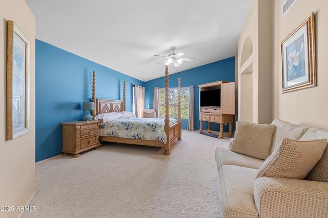 1892 W WILDHORSE Drive, Chandler, AZ 85286