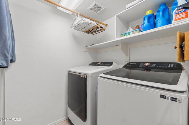 1892 W WILDHORSE Drive, Chandler, AZ 85286