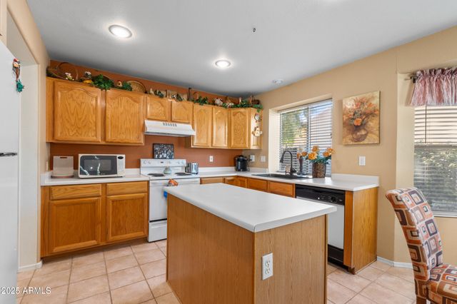 1892 W WILDHORSE Drive, Chandler, AZ 85286