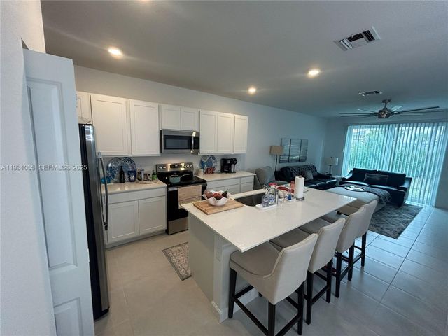 345 SE Crossoak Ln 0, Port St. Lucie, FL 34984