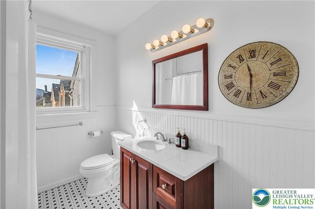 420 2nd Avenue, Bethlehem City, PA 18018