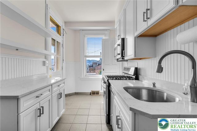 420 2nd Avenue, Bethlehem City, PA 18018