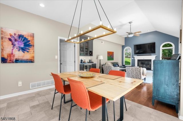 15 Austin Hill Rd, Clinton Twp., NJ 08809