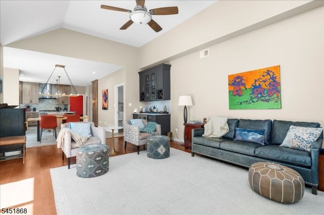 15 Austin Hill Rd, Clinton Twp., NJ 08809