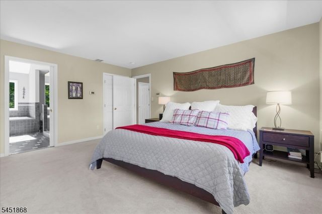 15 Austin Hill Rd, Clinton Twp., NJ 08809