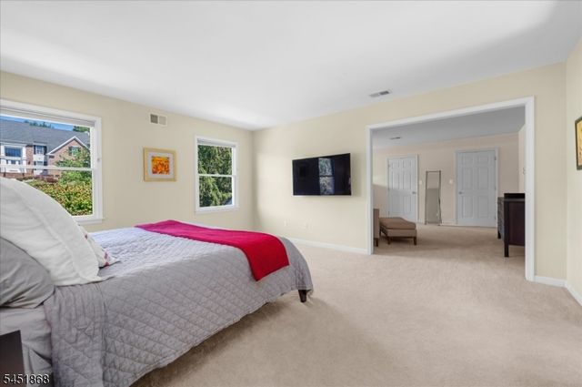 15 Austin Hill Rd, Clinton Twp., NJ 08809