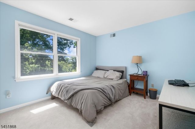 15 Austin Hill Rd, Clinton Twp., NJ 08809