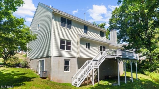 15 Austin Hill Rd, Clinton Twp., NJ 08809