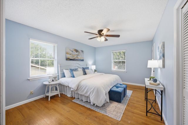54 Kriswood Drive, Rossville, GA 30741
