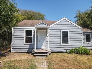 918 3rd Avenue S, Texas City, TX 77590