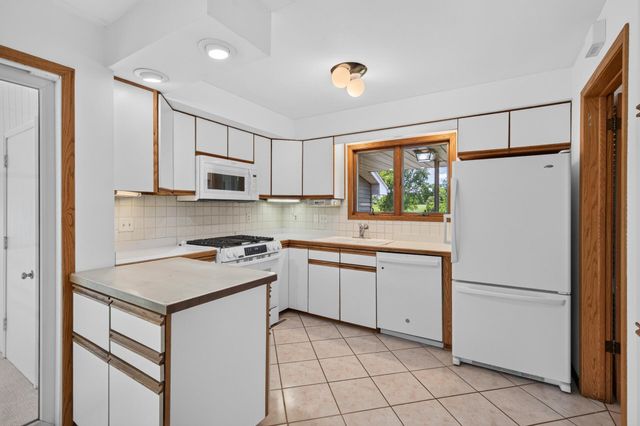 2313 Texas Avenue S, Saint Louis Park, MN 55426