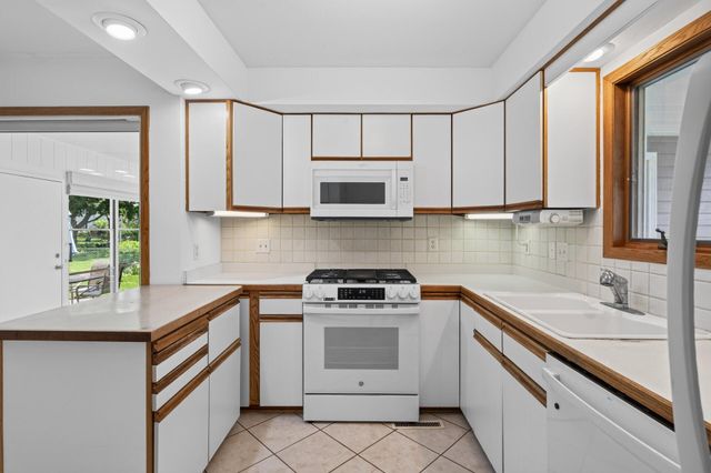 2313 Texas Avenue S, Saint Louis Park, MN 55426