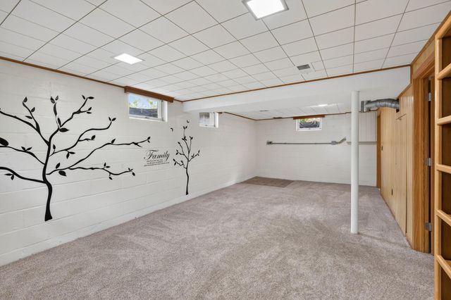 2313 Texas Avenue S, Saint Louis Park, MN 55426