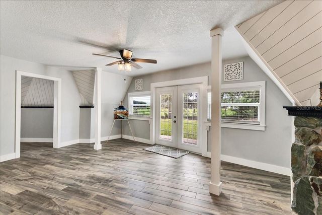 10424 LYONS AVENUE, Lithia, FL 33547