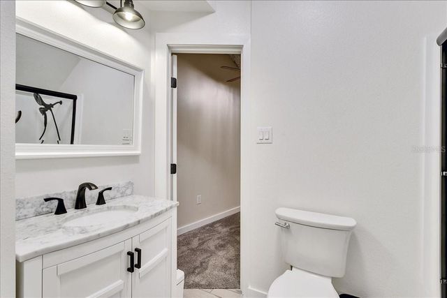 10424 LYONS AVENUE, Lithia, FL 33547