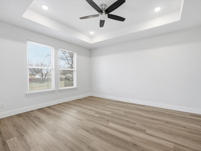 108 N Couch Street, Italy, TX 76651