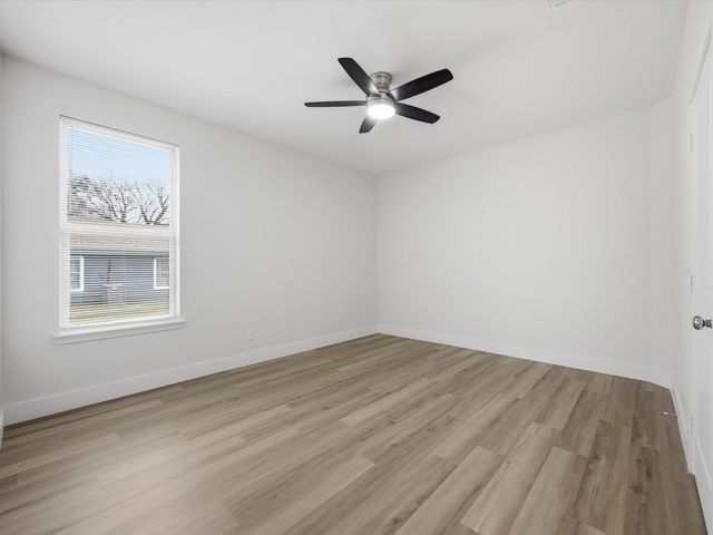 108 N Couch Street, Italy, TX 76651