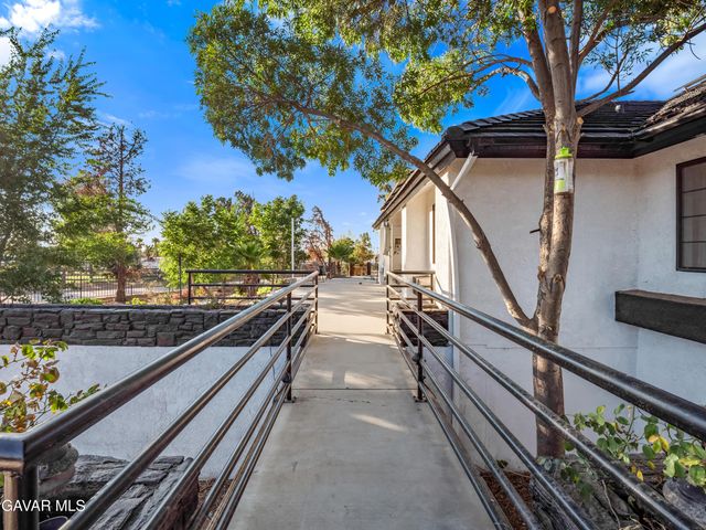 40646 W 27th Street, Palmdale, CA 93551