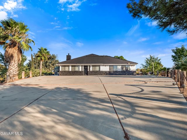 40646 W 27th Street, Palmdale, CA 93551