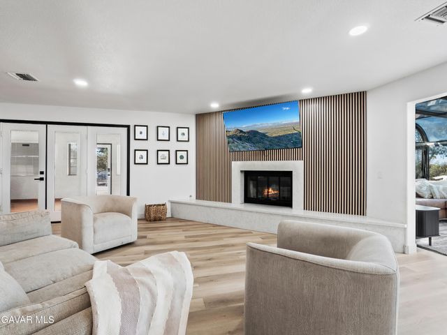 40646 W 27th Street, Palmdale, CA 93551