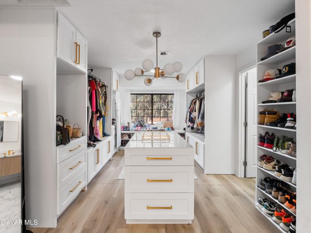 40646 W 27th Street, Palmdale, CA 93551