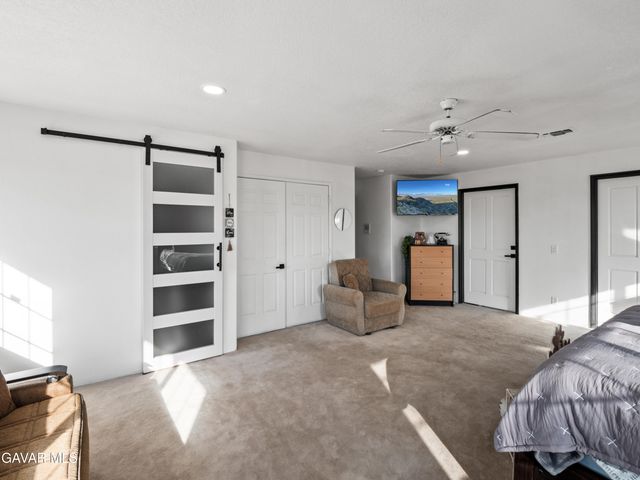 40646 W 27th Street, Palmdale, CA 93551