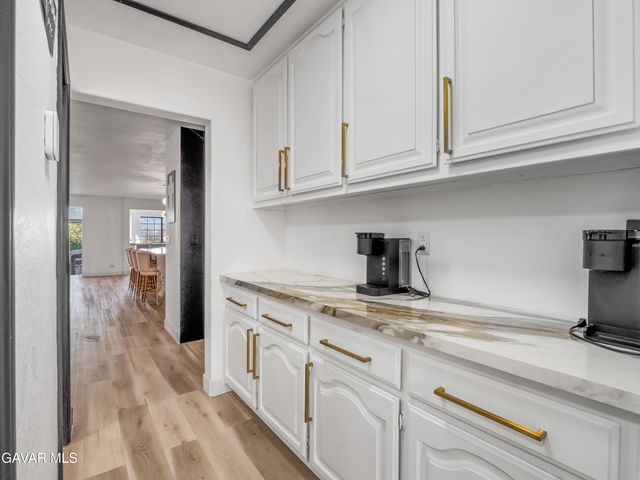 40646 W 27th Street, Palmdale, CA 93551