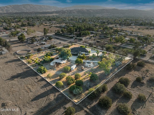 40646 W 27th Street, Palmdale, CA 93551