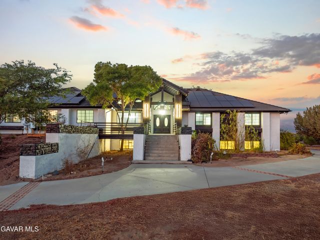 40646 W 27th Street, Palmdale, CA 93551