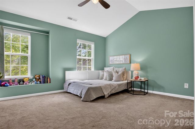 809 Rock Lake Glen, Fort Mill, SC 29715