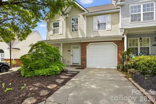 809 Rock Lake Glen, Fort Mill, SC 29715