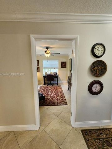 5590 Via Delray B, Delray Beach, FL 33484