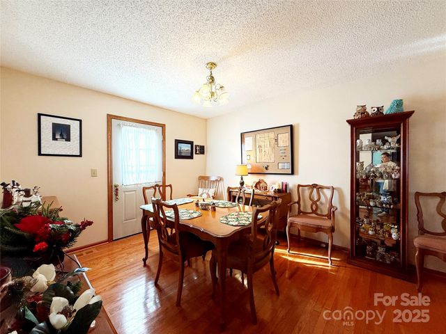 4679 Mayfield Drive, Granite Falls, NC 28630