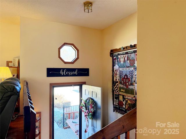 4679 Mayfield Drive, Granite Falls, NC 28630