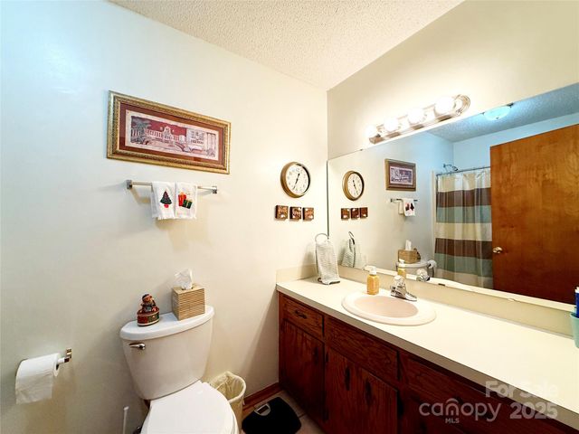 4679 Mayfield Drive, Granite Falls, NC 28630