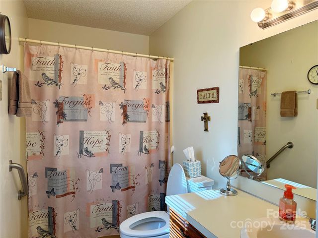 4679 Mayfield Drive, Granite Falls, NC 28630