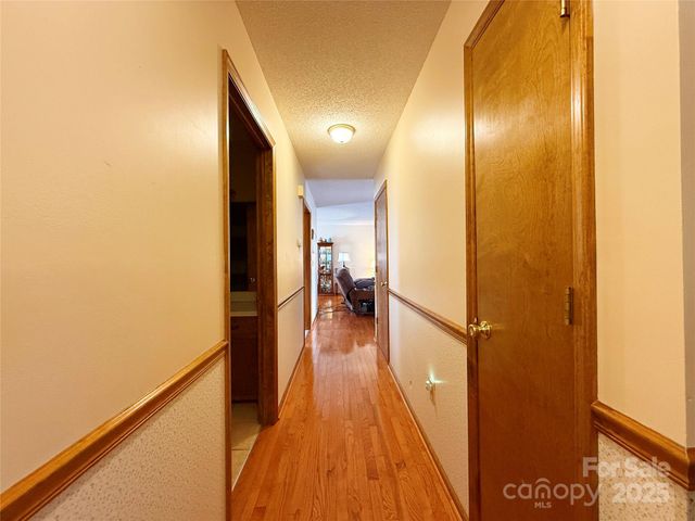 4679 Mayfield Drive, Granite Falls, NC 28630